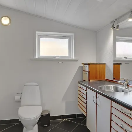 Cozy In Nykobing M With Wifi *