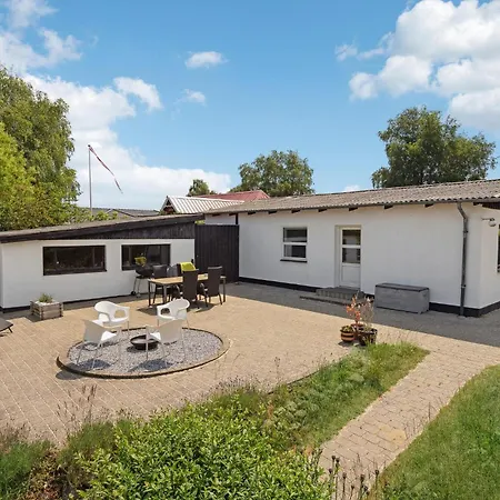 Cozy In Nykobing M With Wifi Tatil Evi Refshammer