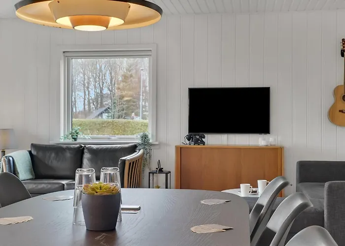 Сasa de vacaciones Cozy In Nykobing M With Wifi *