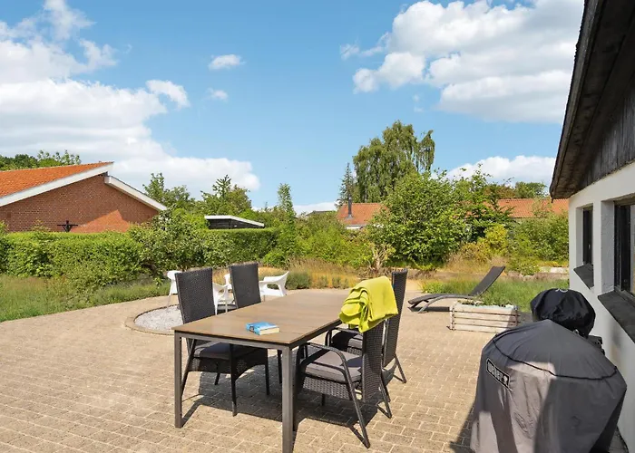 Cozy In Nykobing M With Wifi Refshammer